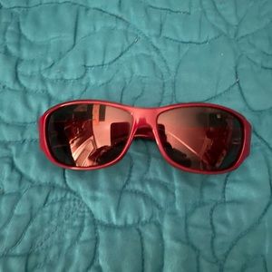 Vintage Gucci Sunglasses - purple in color